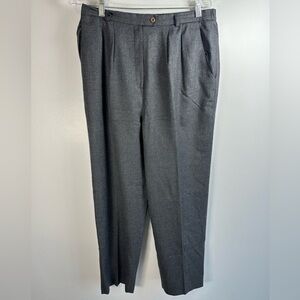 Women's Classic Wool Gray Pleated Trousers fully Lined Size 14